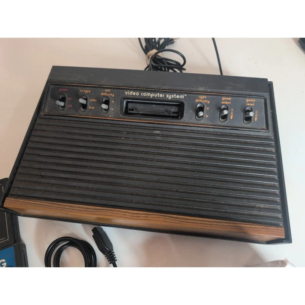 Atari 2600 Video Computer System Console + 2 Joystick Controllers 15 Games